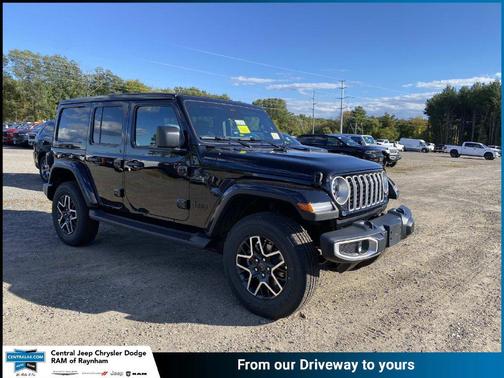 Black Clearcoat 2027 Jeep Wrangler Sahara