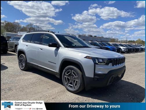 Silver Zynith Clearcoat 2026 Jeep Cherokee Laredo 4x4