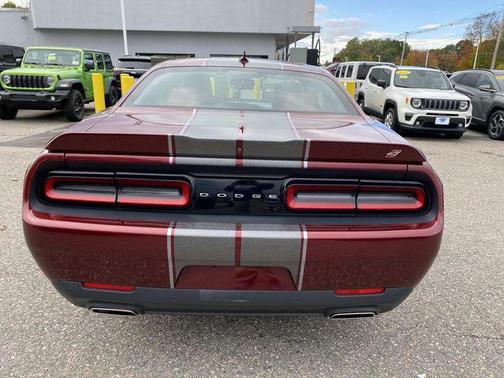 2021 Dodge Challenger SXT