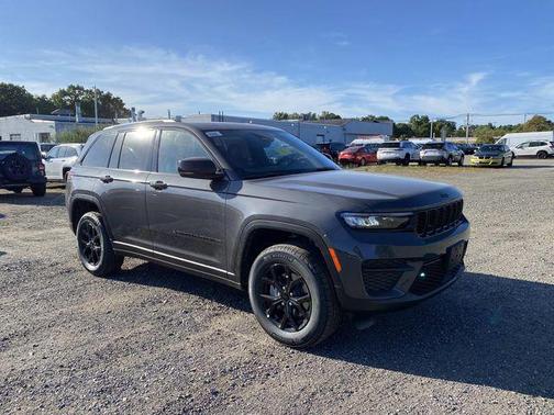2025 Jeep Grand Cherokee Altitude