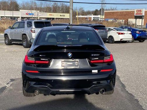 2021 BMW 330 xDrive