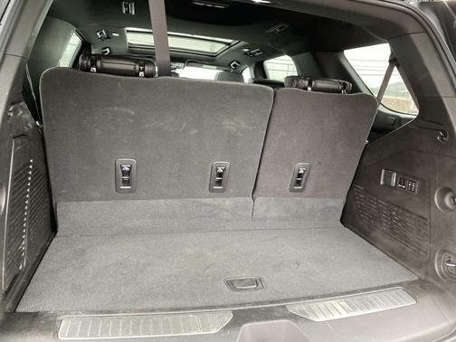 2023 Chevrolet Tahoe 4WD RST