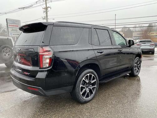 2023 Chevrolet Tahoe 4WD RST