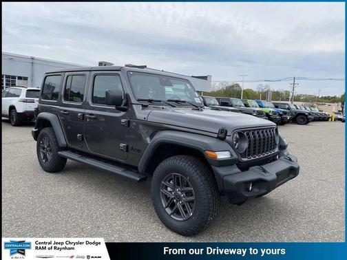 Granite Crystal Metallic Clearcoat 2026 Jeep Wrangler Sport S