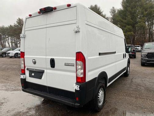 2025 RAM ProMaster 2500 Tradesman