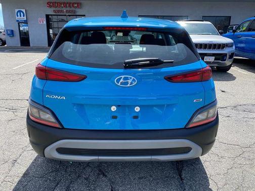 2022 Hyundai KONA SE