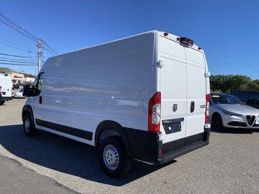 2025 RAM ProMaster 2500 Tradesman