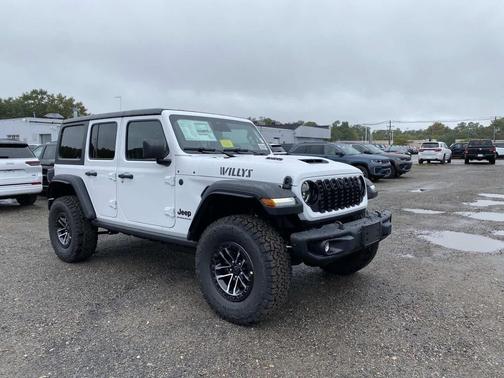Bright White Clearcoat 2027 Jeep Wrangler Willys
