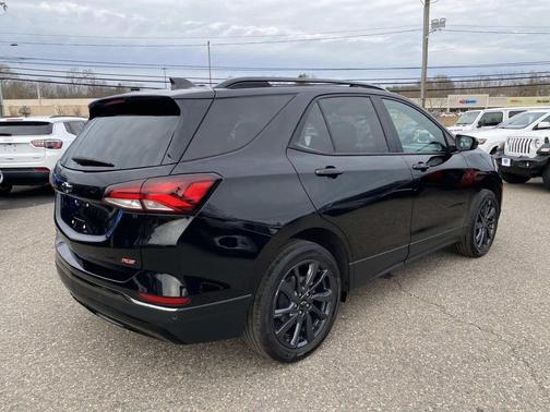 2023 Chevrolet Equinox AWD RS