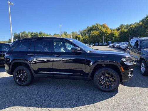 2025 Jeep Grand Cherokee Altitude