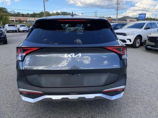 2024 Kia Sportage LX