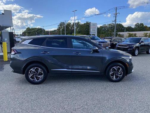 2024 Kia Sportage LX