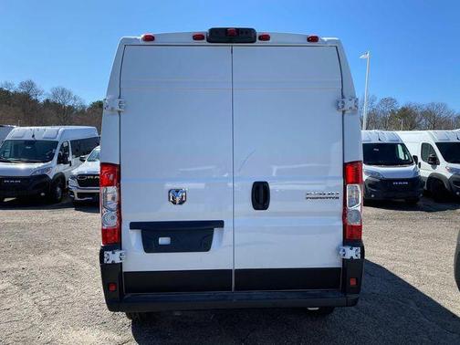 2025 RAM ProMaster 2500 Tradesman