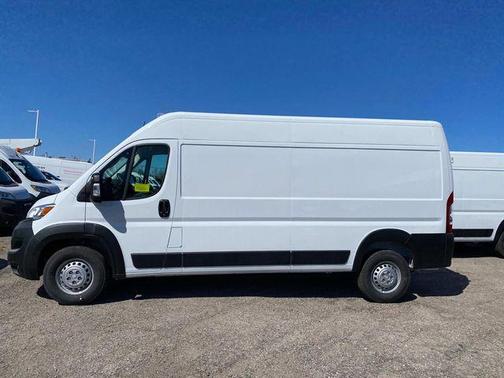 2025 RAM ProMaster 2500 Tradesman