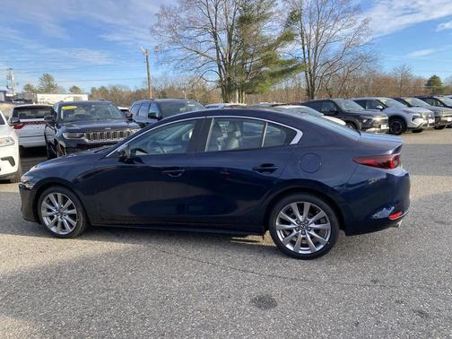 2022 Mazda Mazda3 FWD w/Select Package