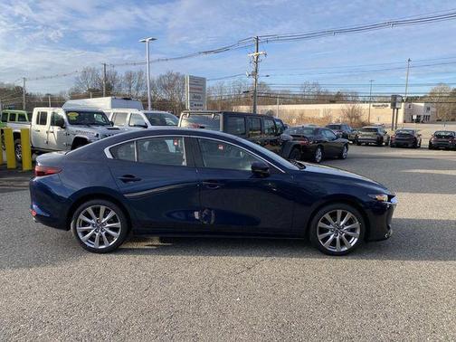 2022 Mazda Mazda3 FWD w/Select Package