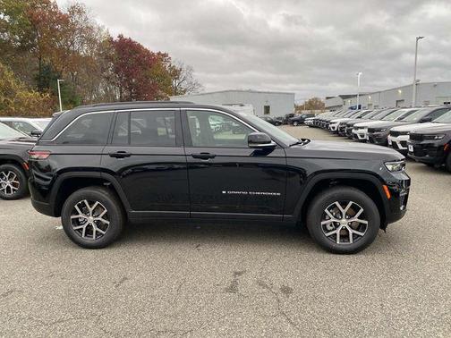 2025 Jeep Grand Cherokee Limited