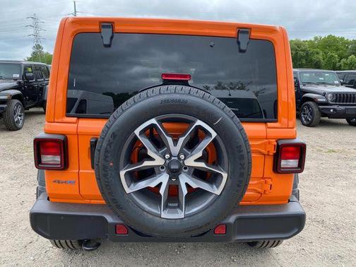 2025 Jeep Wrangler 4xe Sport S