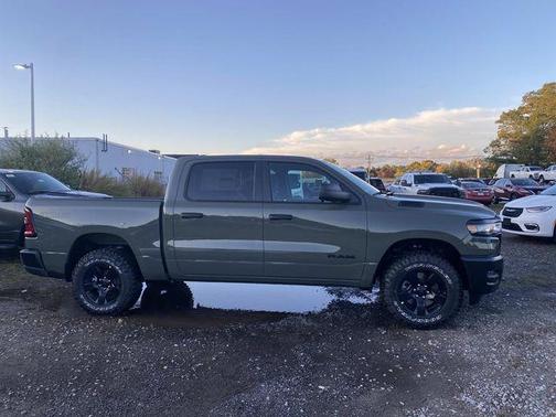 2026 RAM 1500 Warlock Crew Cab 4x4 5'7' Box