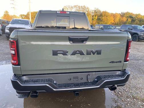 2026 RAM 1500 Warlock Crew Cab 4x4 5'7' Box