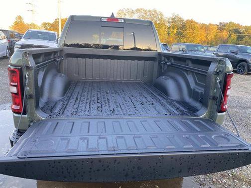 2026 RAM 1500 Warlock Crew Cab 4x4 5'7' Box