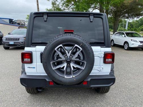 2025 Jeep Wrangler 4xe Sport S