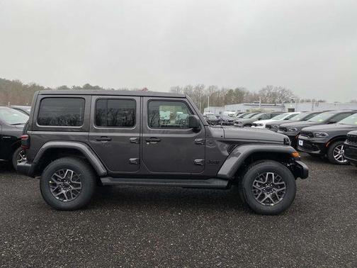 2026 Jeep Wrangler 4-Door Sahara 4x4