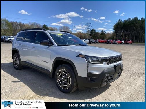 Silver Zynith Clearcoat 2026 Jeep Cherokee Laredo 4x4