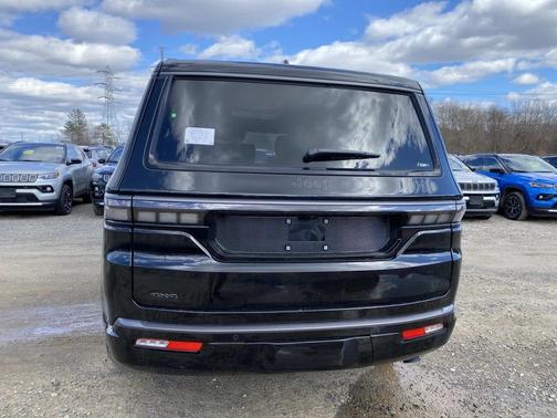 High Gloss Black 2026 Jeep Grand Wagoneer Limited Reserve 4x4