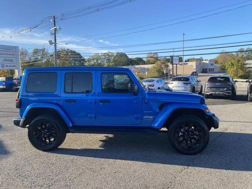 2022 Jeep Wrangler Unlimited 4xe Sahara