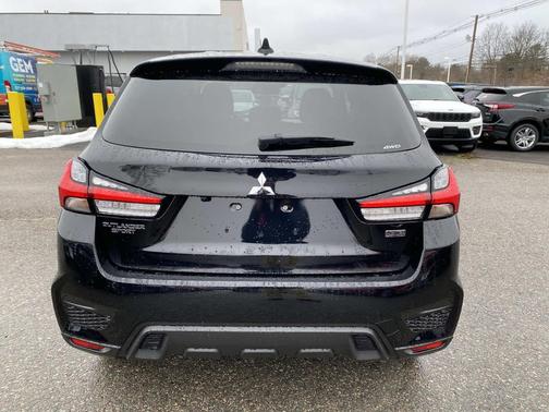 2024 Mitsubishi Outlander Sport 2.0 LE