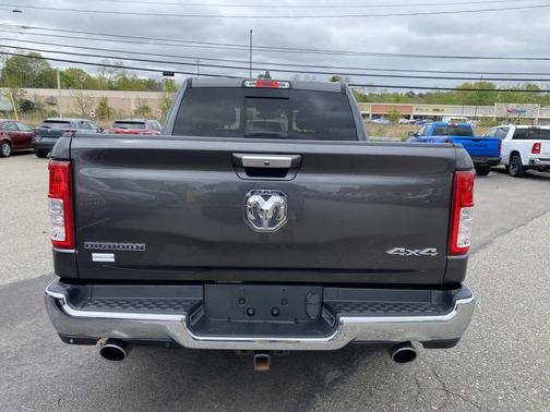 Granite Crystal Metallic Clearcoat 2020 RAM 1500 Big Horn/Lone Star