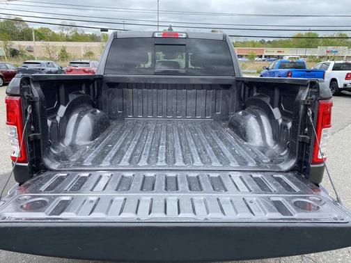 Granite Crystal Metallic Clearcoat 2020 RAM 1500 Big Horn/Lone Star