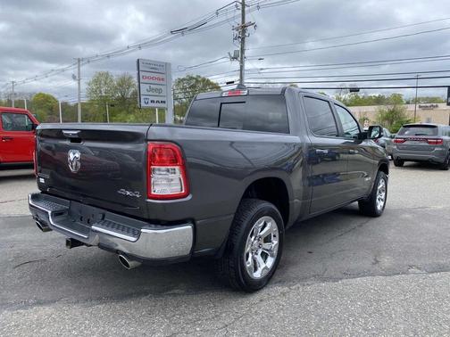 Granite Crystal Metallic Clearcoat 2020 RAM 1500 Big Horn/Lone Star