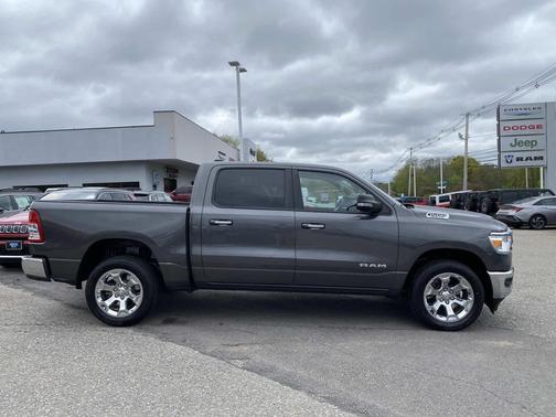 Granite Crystal Metallic Clearcoat 2020 RAM 1500 Big Horn/Lone Star