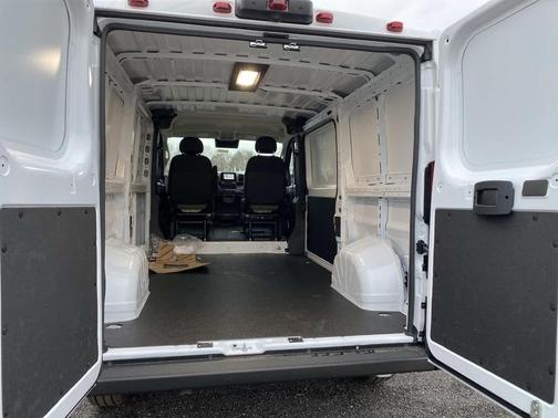 2026 RAM ProMaster 1500 Low Roof