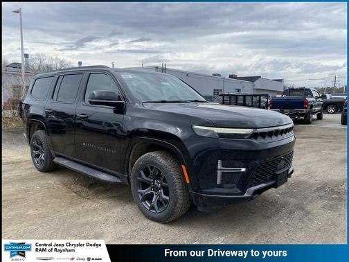 High Gloss Black 2026 Jeep Grand Wagoneer Upland 4x4