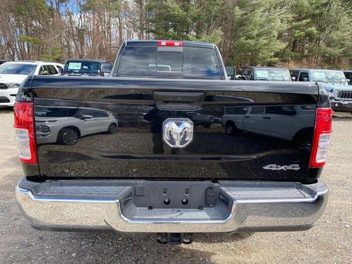 2024 RAM 2500 Tradesman Regular Cab 4x4 8' Box