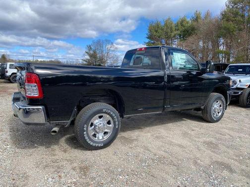 2024 RAM 2500 Tradesman Regular Cab 4x4 8' Box
