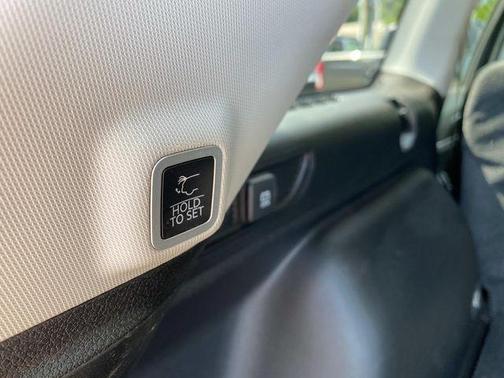 2023 Jeep Grand Cherokee Limited X