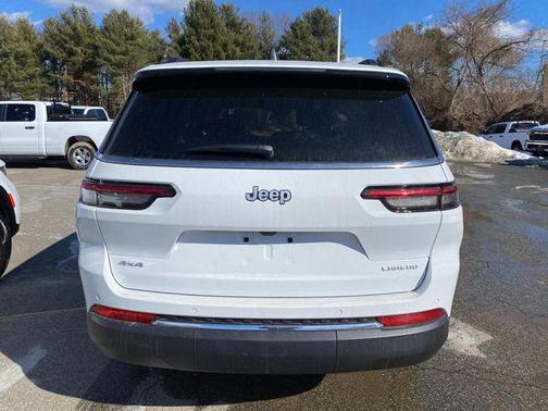 2025 Jeep Grand Cherokee L Laredo