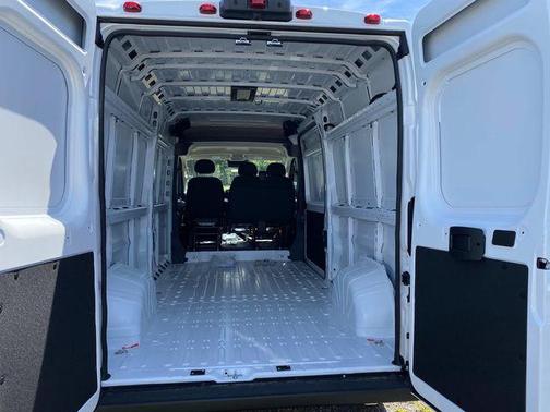 2025 RAM ProMaster 2500 Tradesman