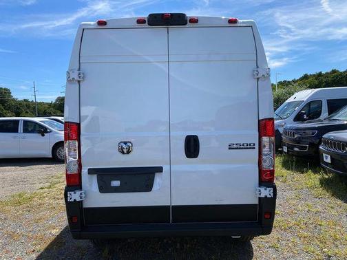 2025 RAM ProMaster 2500 Tradesman
