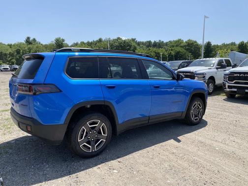 Hydro Blue Pearlcoat 2026 Jeep Cherokee Limited