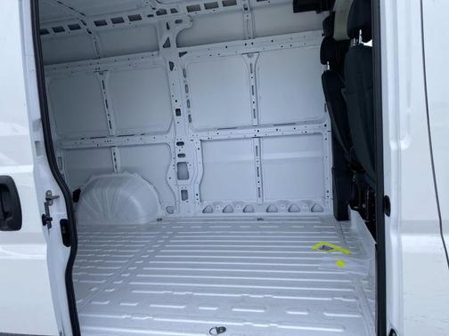 Bright White Clearcoat 2026 RAM ProMaster 1500 Base
