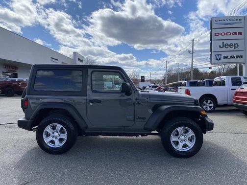 2022 Jeep Wrangler Sport S