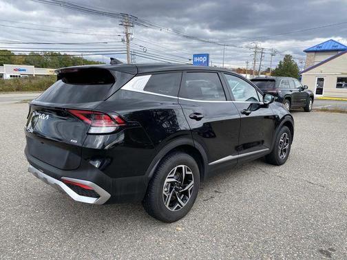 2024 Kia Sportage LX