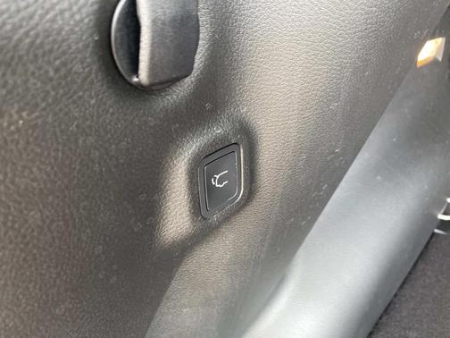 Diamond Black Crystal Pearlcoat 2026 Jeep Compass Sport