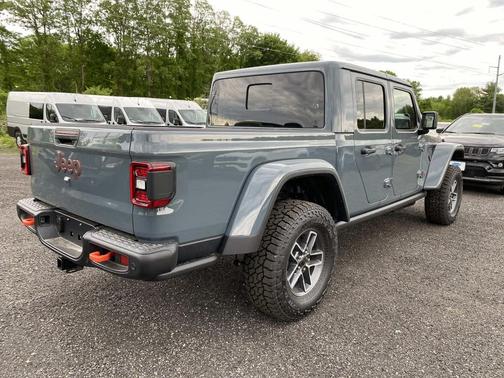 Anvil Clearcoat 2026 Jeep Gladiator Mojave X 4x4