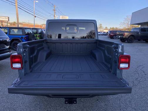 2026 Jeep Gladiator Sport S